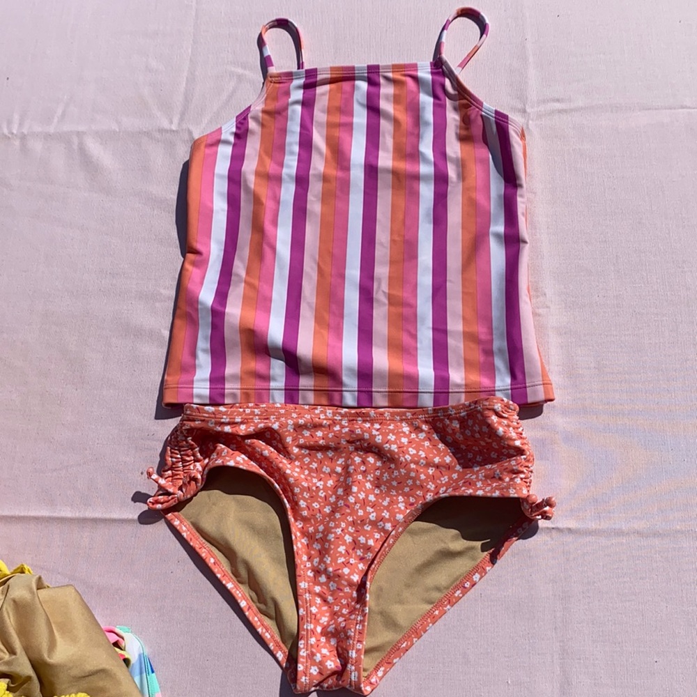 Great Condition. Girls Old Navy tankini